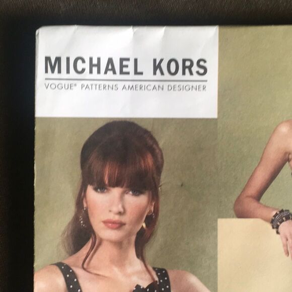 Vogue New pattern #1176. Dress by Michael Kors - Picture 2 of 5